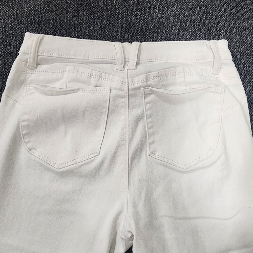 VENUS Women's Crisp White Skinny Jeans - Picture 3 of 6